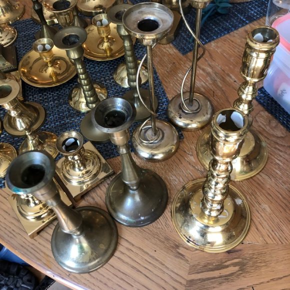 Lot of Vintage Brass Candlesticks - Picture 5 of 6